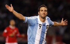 pg模拟器-早报，大破天幕杀机—金州勇士终结雄鹿不败金身，重塑联盟格局