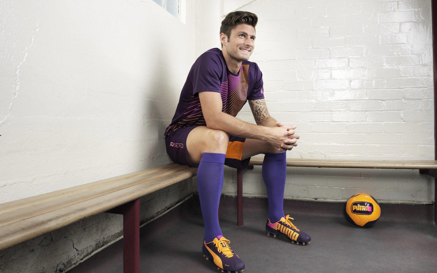 费尔明畅谈欧冠雄心与世界杯梦，驱动未来的双重动力