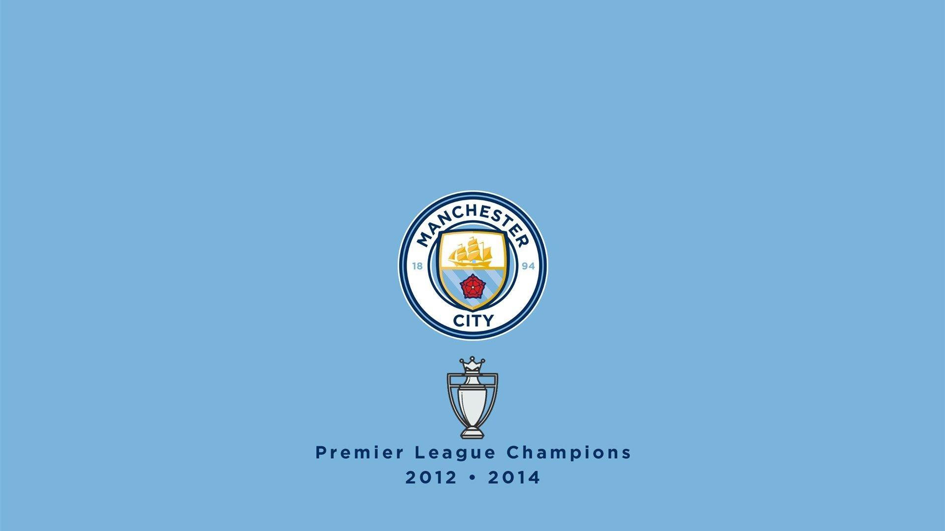 传奇归来，弗格森爵士抵达老特拉福德，现场见证曼市德比